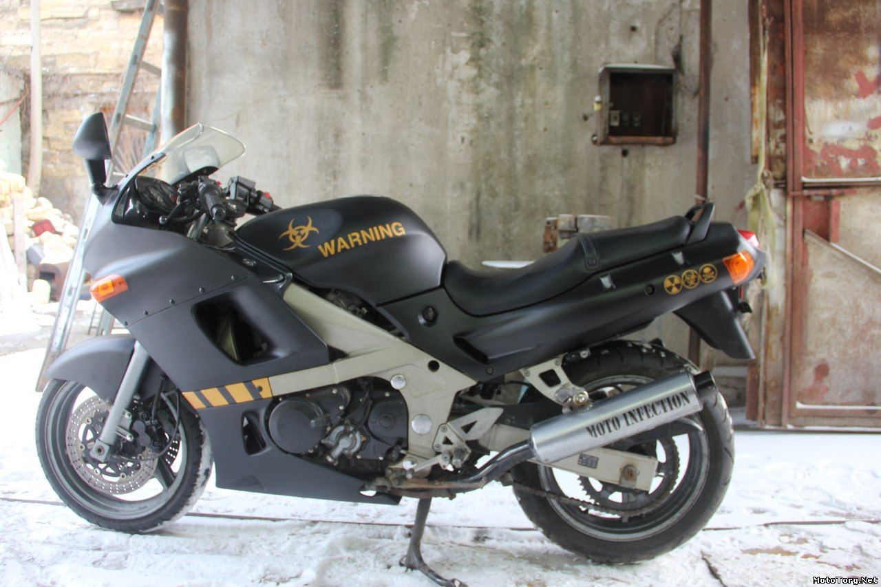 Kawasaki ZZR 400 2