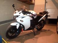 CBR125R