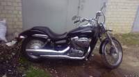 HONDA - Shadow 750