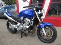 Hornet CB 900